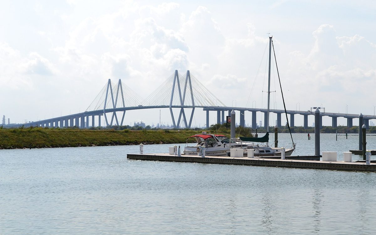 An image of the Fred Hartman Bridge.
