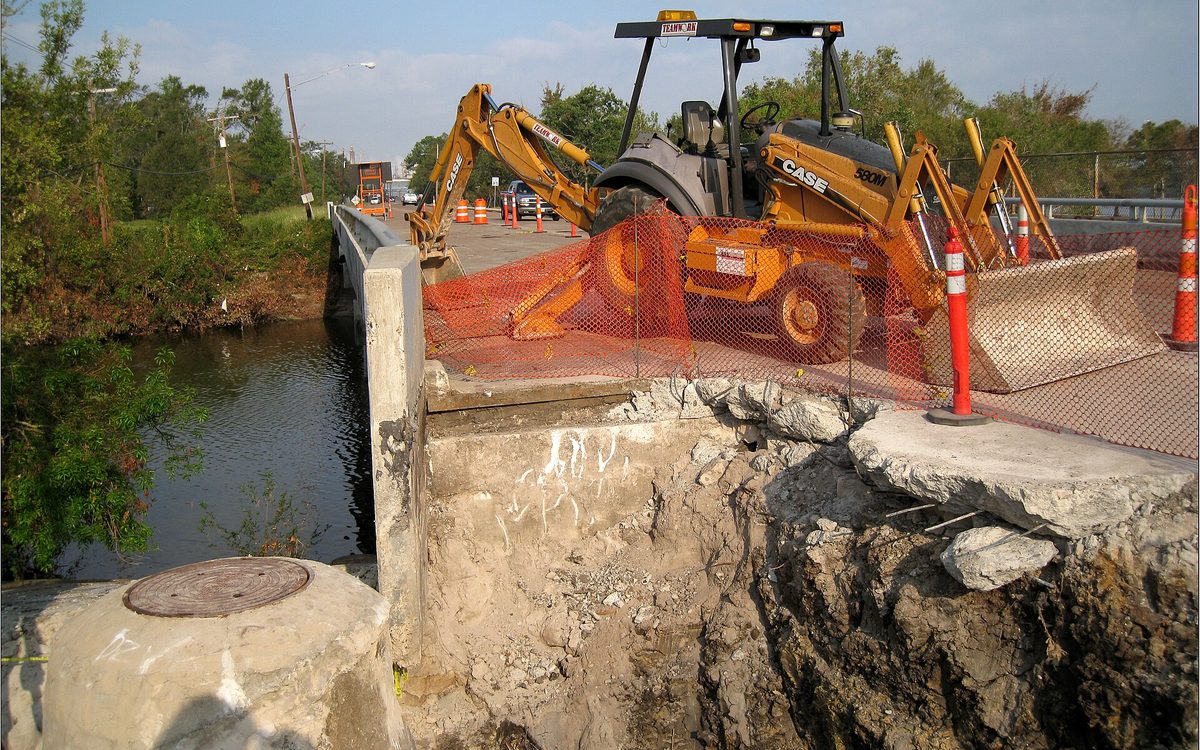 Texas Avenue Road Repair in Baytown Texas 10-11-2008